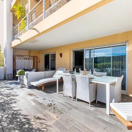 شقة T4 Terrasse Vue Sur Le Golf نيم